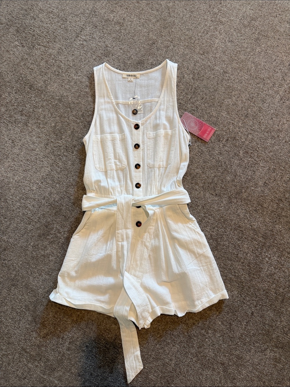 NWT Sleeveless White Button-Front Romper with Tie Waist SZ: S